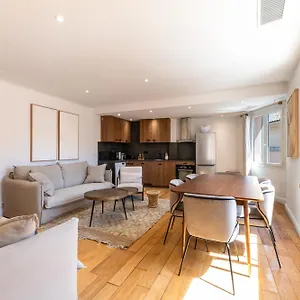  Apartment Place Des Lices France
