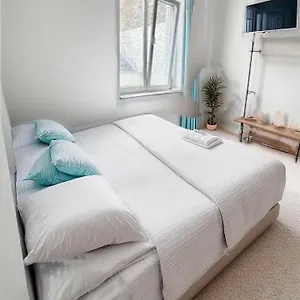 Appartement Rive Gauche 39 J Centre - Gare - Aeroport